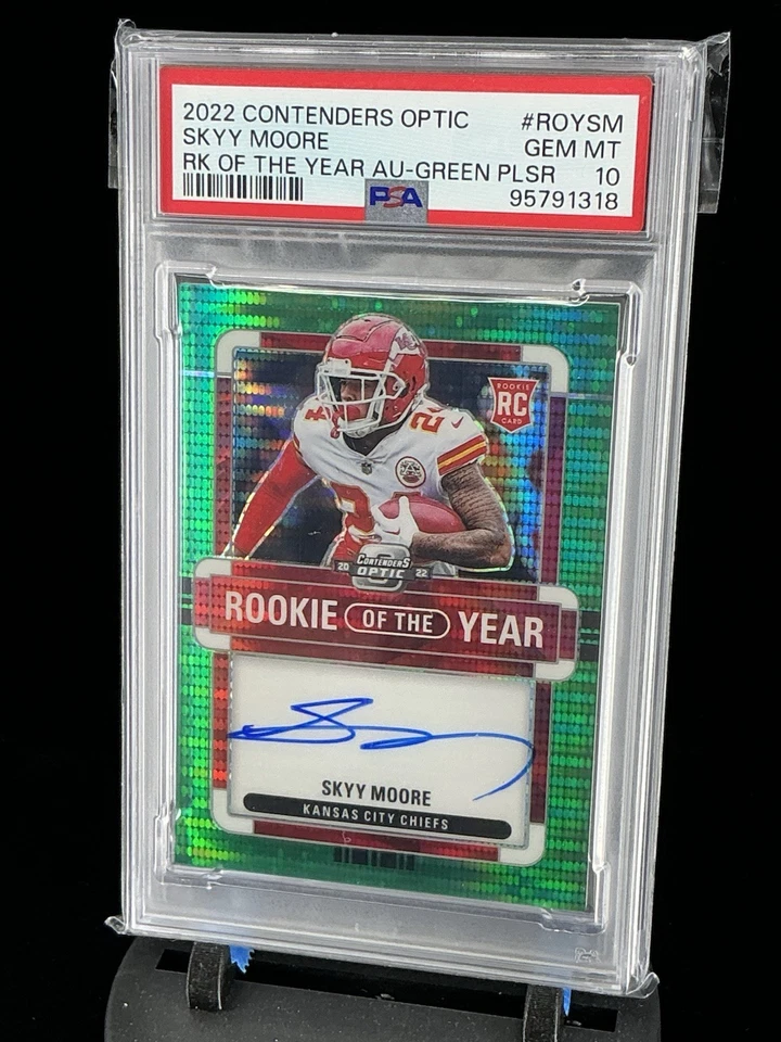 2022 Contenders Optic Skyy Moore Green Pulsar Rookie Of The Year Auto/30 PSA 10 - Image 3 of 4