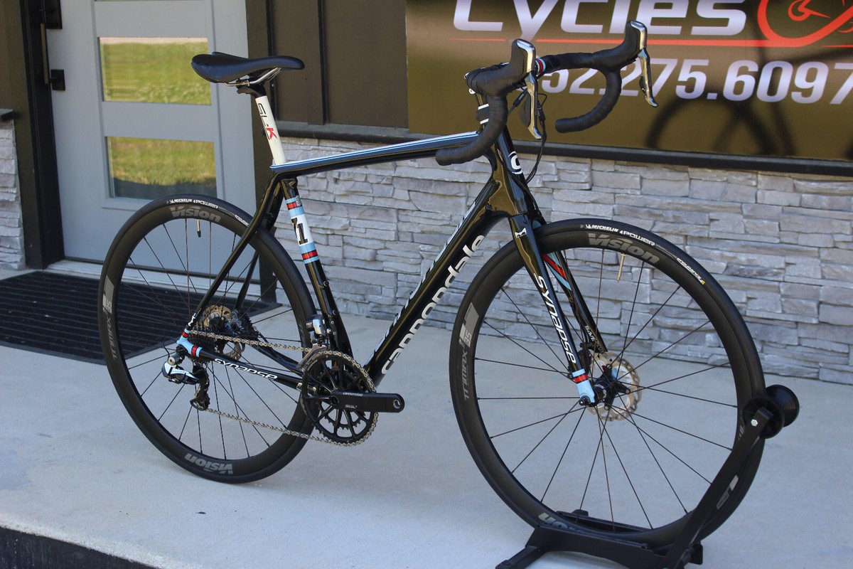 56 cm - 2015 Cannondale Synapse Hi-Mod- Di2- Disc- 17lb- $7,000