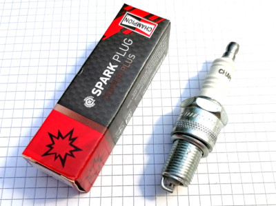 CHAMPION N7YC (OE010) Zündkerze spark plug NEU OVP  ersetzt N7Y und N8Y