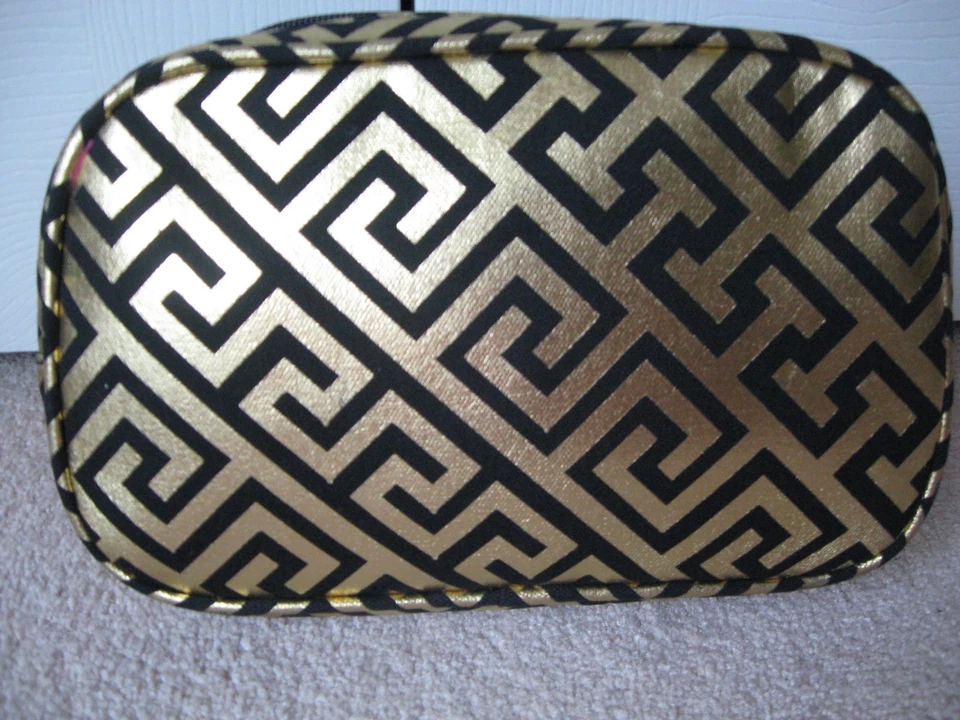 MACBETH COLLECTION BOLSA DE MAQUILLAJE CONJUNTO DÚO * DANIELLE Creations * NEGRO Y DORADO * NUEVO CON ETIQUETAS Foto 4 de 4
