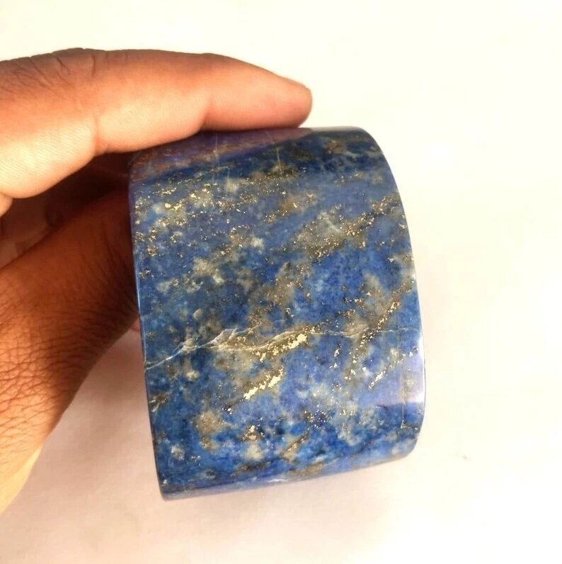 Brazalete brazalete hecho a mano con piedras preciosas de lapislázuli natural Foto 3 de 3