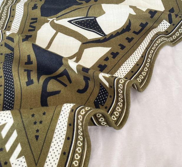 70% Cashmere 30% Silk Neckerchief 117X42cm Square Green strip Print Scarf Shawl 