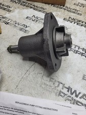 A-1885489M92 For Massey Ferguson WATER PUMP TEA20 TED20 TEF20 TO35 135