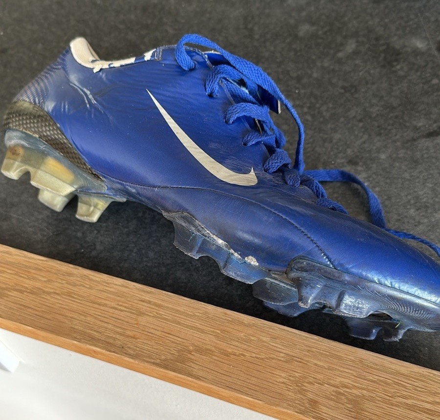 Nike R9 Mercurial World Cup 2006