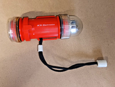 Ex MOD /|\ ACR FireFly Plus 1916 Notfall Rettungsleuchte blinkendes Stroboskoplicht