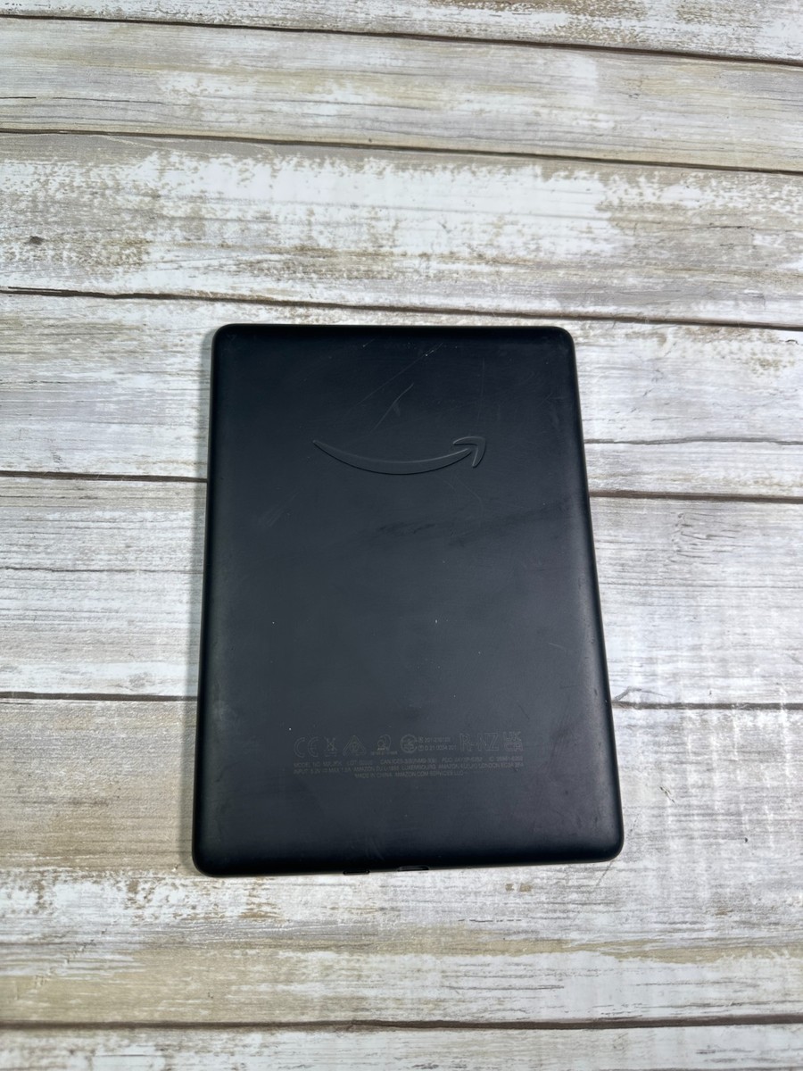 Amazon Kindle Paperwhite 11th Generation M2L3EK Wi-Fi 8GB - Black