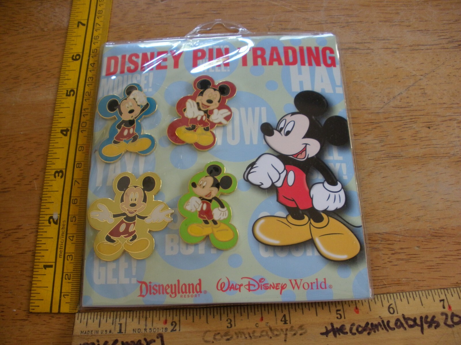 Disney Pin Trading set Mickey Mouse Disneyland MOC 4 pins