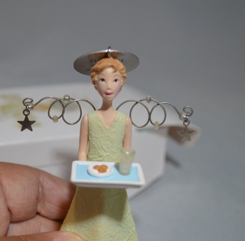 2009 Hallmark Grandma Angel "Down to Earth Angels" with Original Box