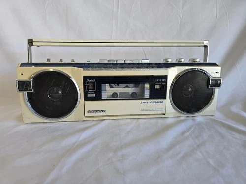 Vintage Sanyo M7770K Portable Boombox Stereo Radio Cassette Recorder Working