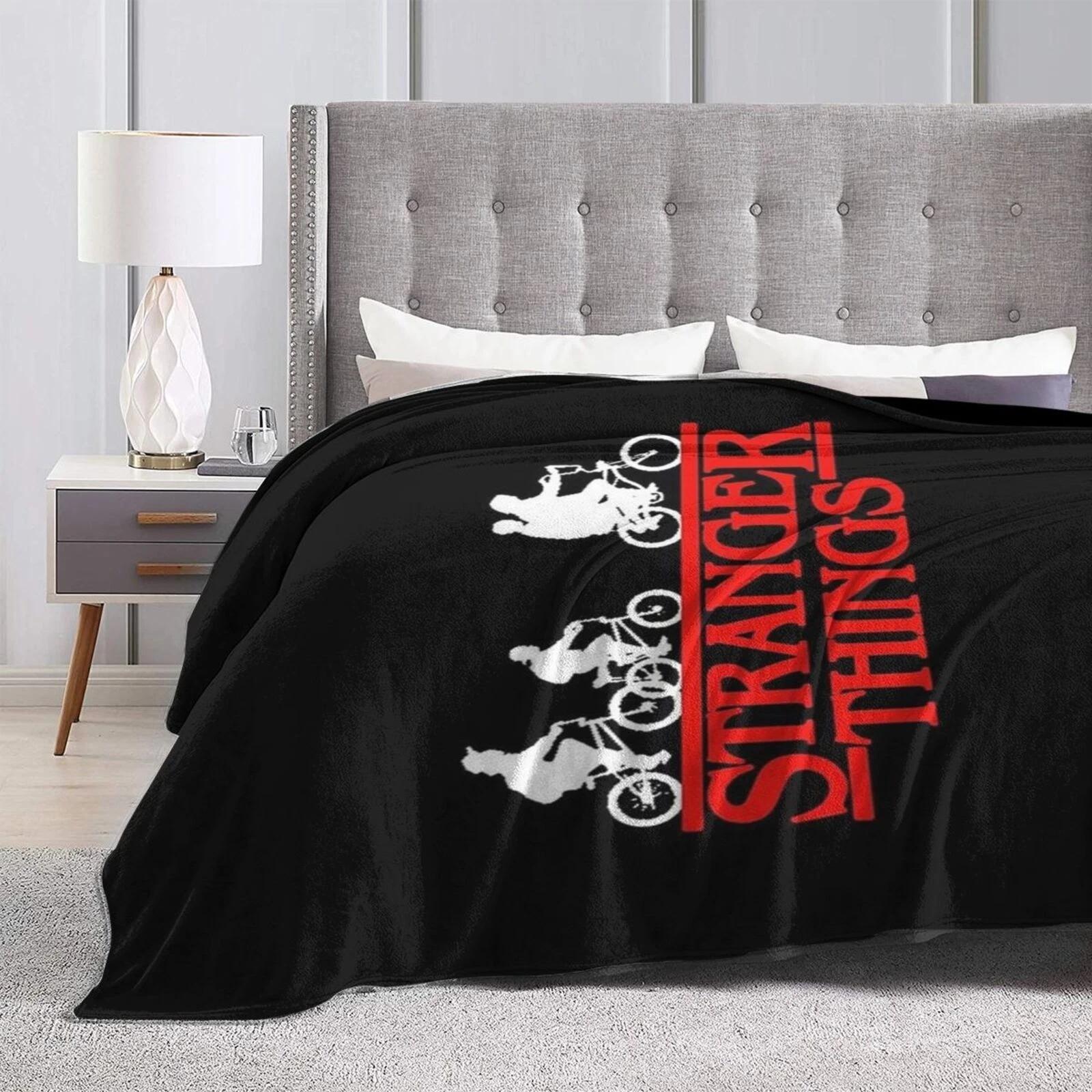 Stranger Things Retro 80s Hawskin Throw Blanket