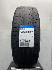 1 Used P22560r17 Michelin Defender 2 99 H - 932