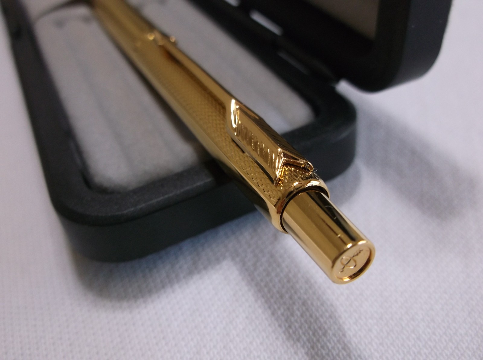 PARKER CLASSIC GRAIN d' ORANGE BALLPOINT PEN / NEW IN BOX / FRANCE / 52932