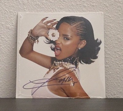 TYLA Chanel SIGNED 7