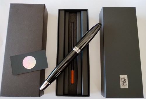 Genuine Rolls Royce The Collection Gloss Black Pen in Gift Box Luxury Automotive - Picture 4 of 6