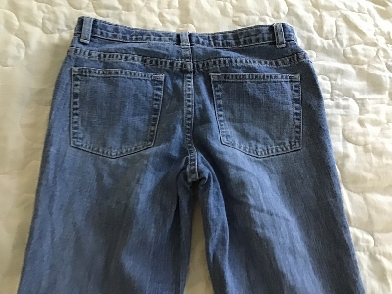 Old Navy Blue Jeans Girls Size 12 Inseam 28”