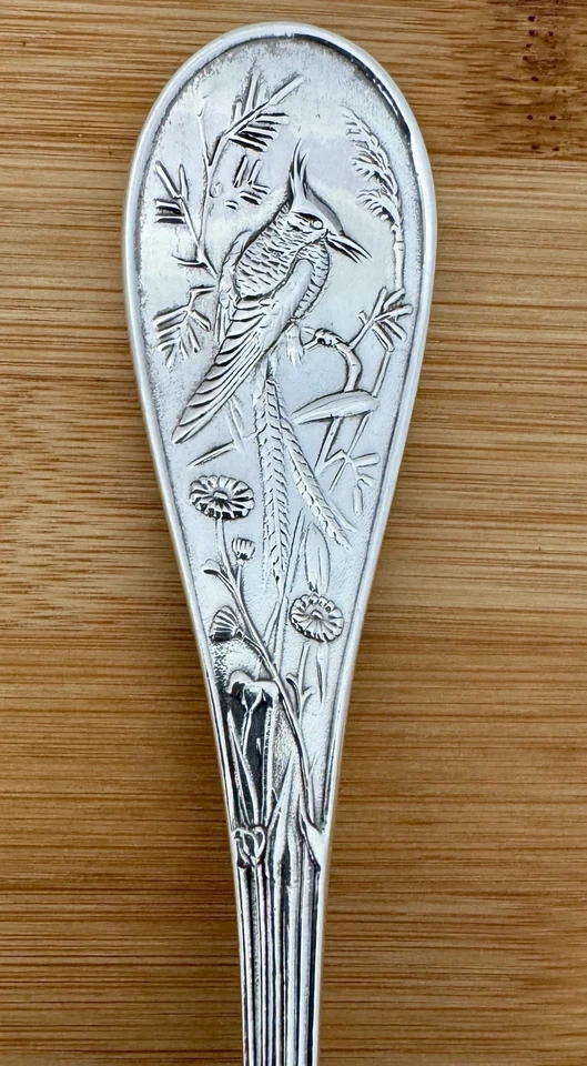 TIFFANY AUDUBON ESTERLINA GRANDE 8 3/4” TENEDOR GRANDE PARA SERVIR SIN MONOGRAMA Foto 2 de 4