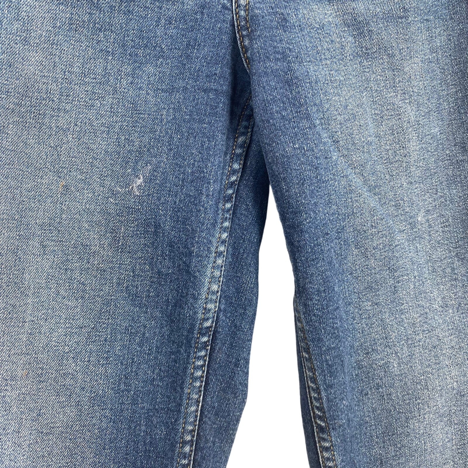 H&M Divided High Rise Frayed Mom Jeans Size 4 thumbnail 3