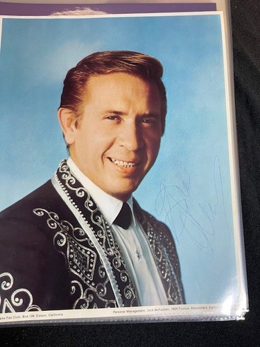 Autographing Chest Large Lot Of 159 Celebrity Autographs - A Lifetime Private Collection ...