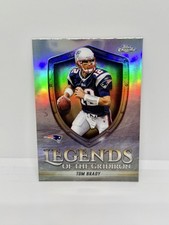 Tom Brady 2025 Topps Chrome Legends of the Gridiron Refractor Patriots #LOG-9