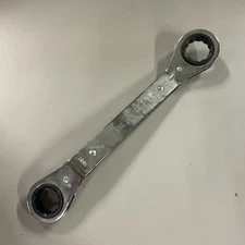 Craftsman USA 43666 Metric 19mm & 21mm Offset Box End Ratcheting Wrench 