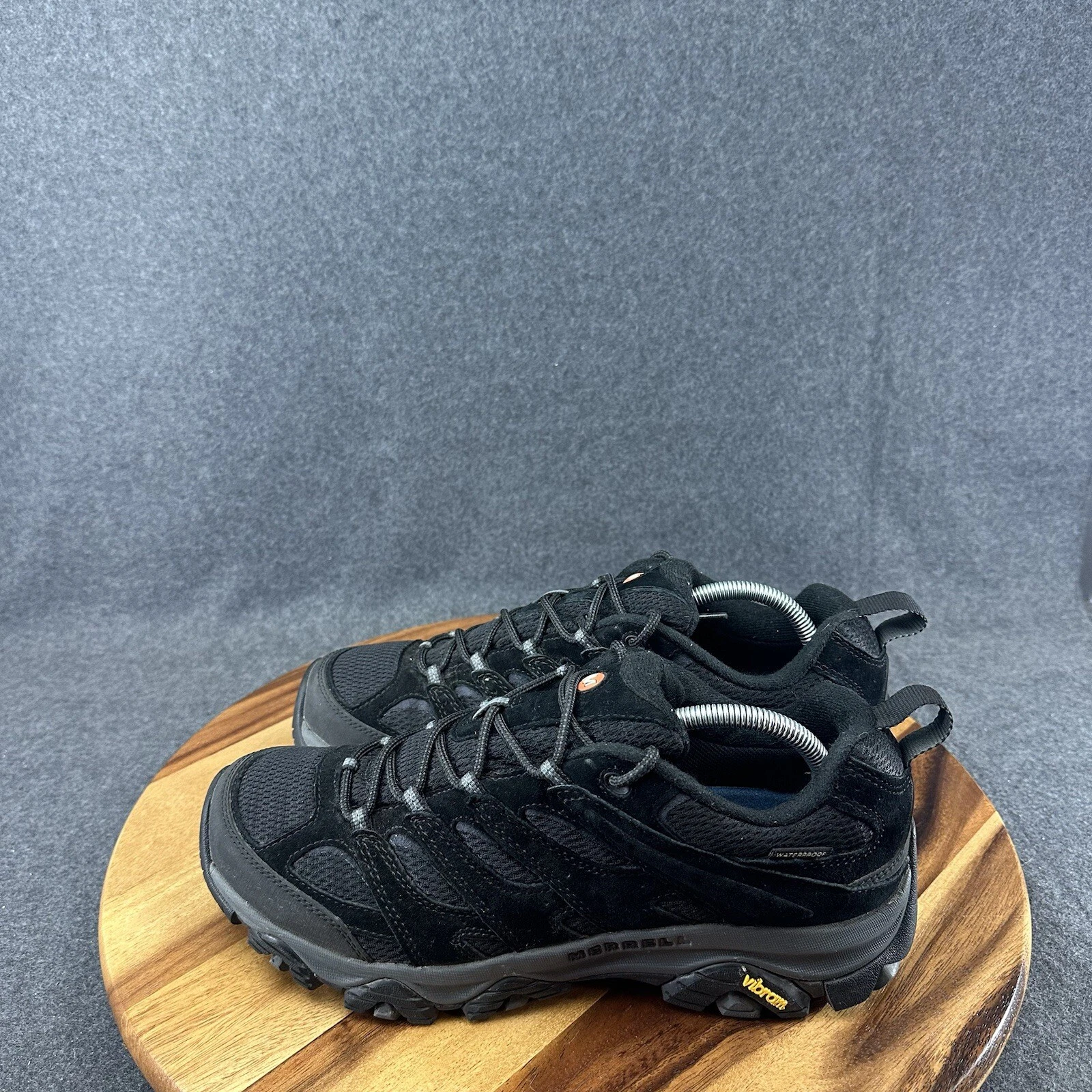 merrell waterproof hiking leather/mesh shoes