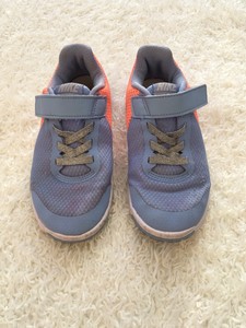 girls nike trainers size 11