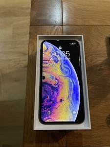 Apple iPhone XS - 64GB - Space Grau/Schwarz - Top Zustand (Entsperrt) A2097
