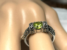 Vintage Sterling 925 Ring with Round Green Gemstone Marcasite Accents Size 7.75.