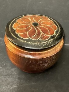 WOODEN CANISTER WITH CARVED FLOWER LID