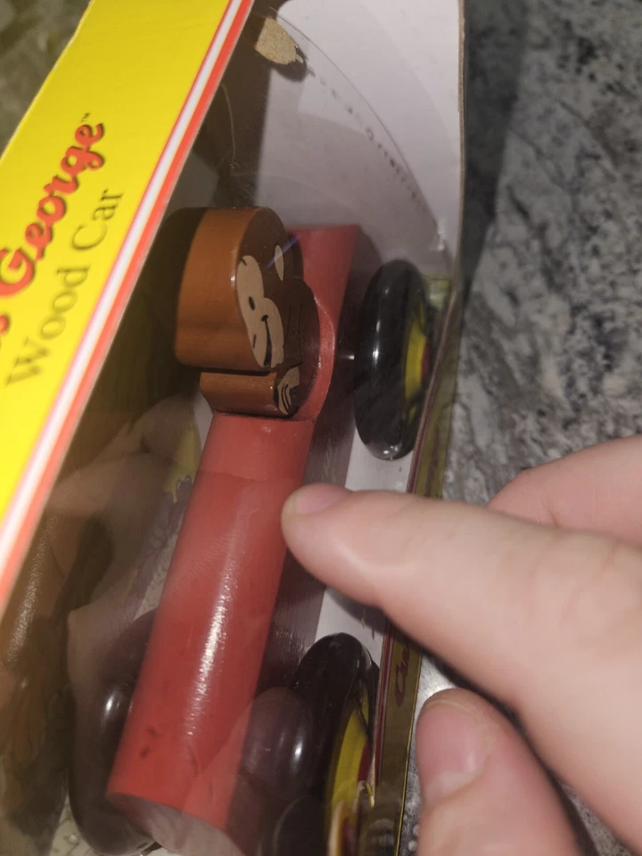 Coche de carreras Curious George Wood de Schylling Monkey derby de madera usado leer Foto 3 de 4