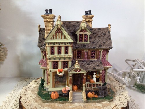 Casa de Halloween iluminada LEMAX Spooky Town truco o trato refugio ~ #45006 ~ en caja - Imagen 2 de 18