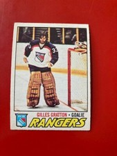 1977-78 O-Pee-Chee set break #207 Gilles Gratton - New York Rangers