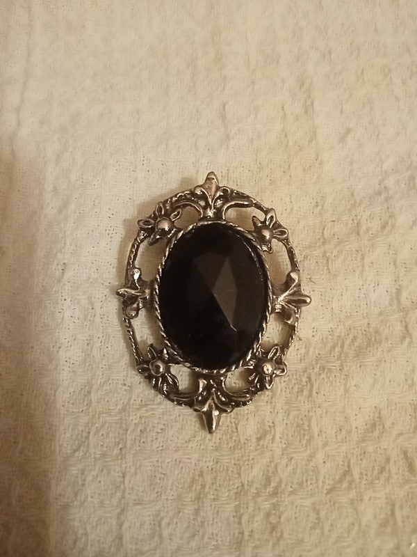 Vintage stunning bolo tie silver tone black acrylic faceted center 2 Inch