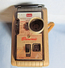 Vintage 1950's KODAK BROWNIE 8mm MOVIE CAMERA Wind-Up WORKS