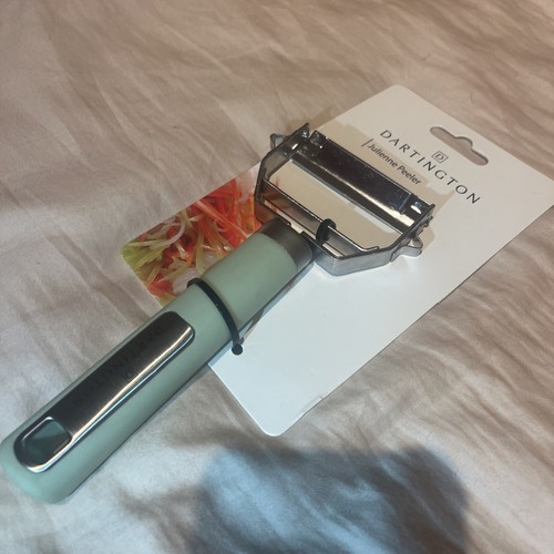 Dartington Julienne Peeler Premium Vegetable Peeler for Perfect Julienne Strip - Picture 7 of 7