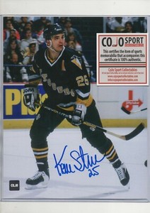 KEVIN STEVENS - VINTAGE 8 X 10 AUTOGRAPHED PHOTO w/COA