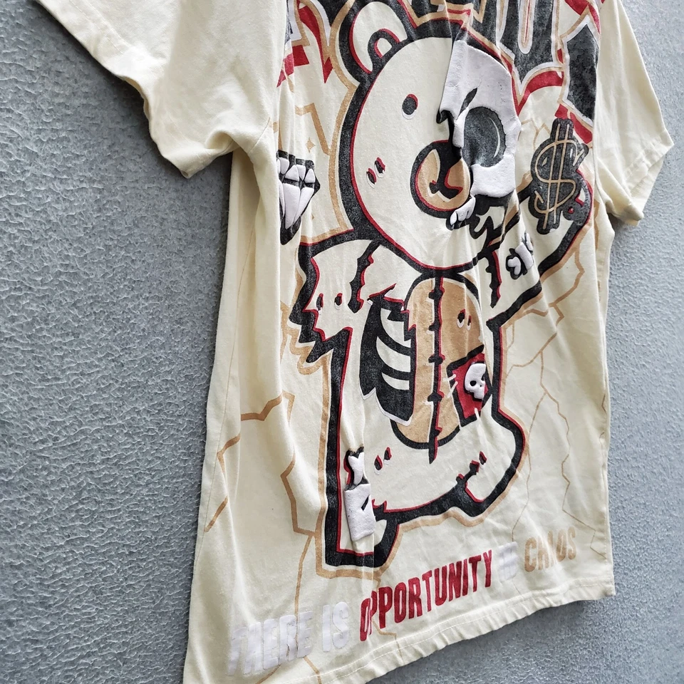 Camiseta Southpole Feminina Top Pequena Creme Chaos Urso de Pelúcia Gráfica LEIA - Imagem 3 de 4