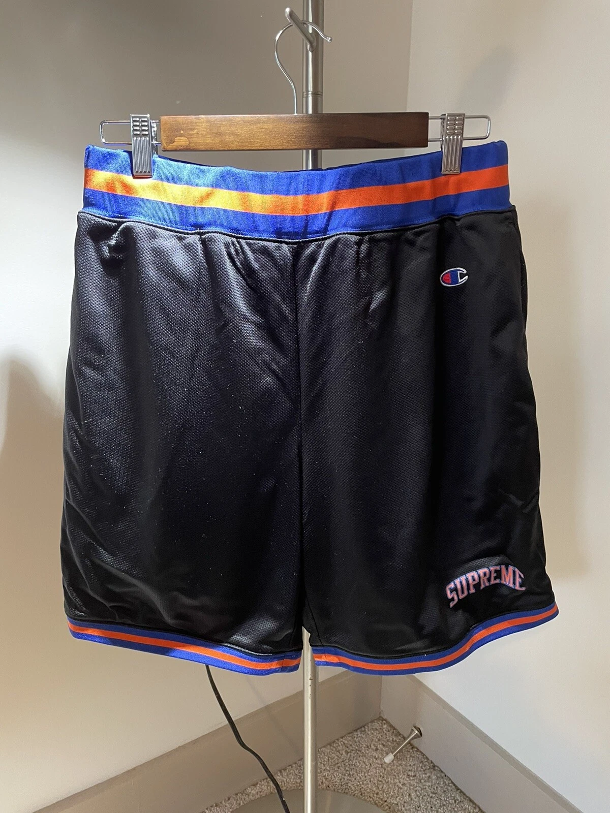 [VENTE FINALE] Rare short maillot champion suprême noir taille medium