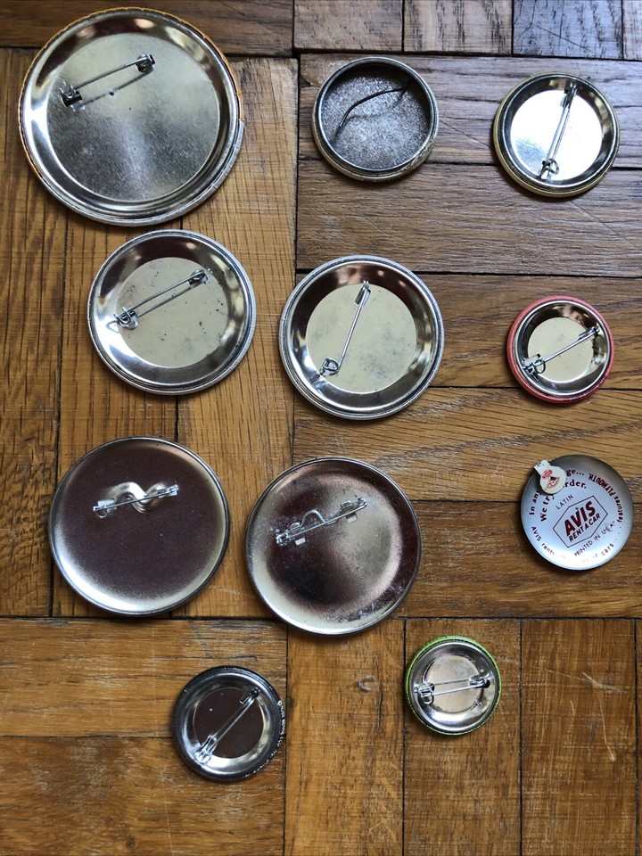 Vintage Lot of Assorted Pin Buttons Button Pin Backs Pins Christmas NY ...
