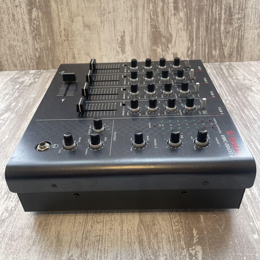 VESTAX ベスタクス　VMC-004XLu TUB-1 DJミキサー Vesatx/VMC-004XLu TUBの紹介です。