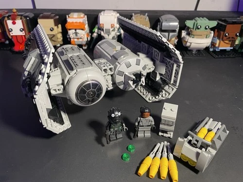 LEGO Star Wars TIE Bomber (75347) With Figures