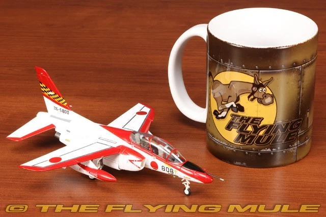 Hobby Master 1:72 T-4 JASDF 32nd TSQ Red Dolphin #26-5808 Foto 4 de 4