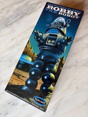 Polar Lights Robby The Robot Model Kit NEW IN PLASTIC! Polar Lights