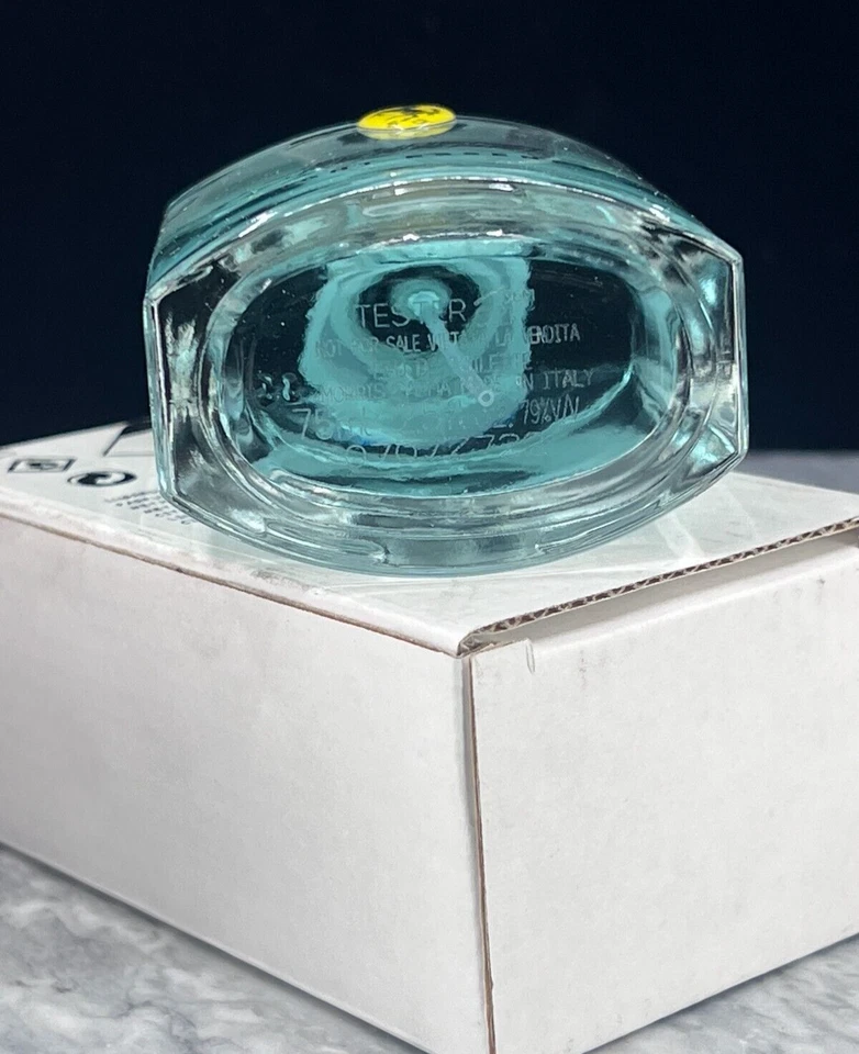 Ferrari Scuderia Light Essence Eau De Toilette 2,5 oz TST - Imagem 4 de 4