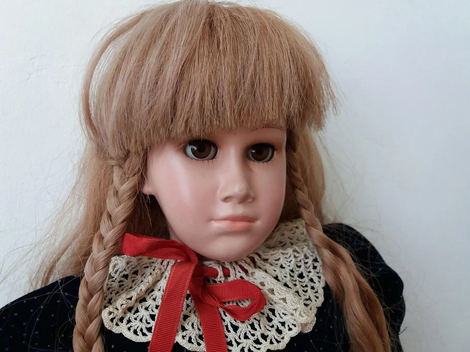 Sabine Esche Wernicke Puppe 1984 Jahr Vinyl Künstlerpuppe Limitiert markiert - Bild 4 von 4