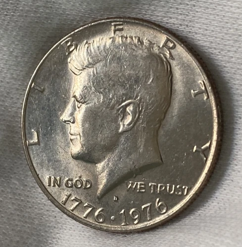 1976-D !!BICENTENNIAL!!Kennedy Half Dollar 50c!!UNCIRCULATED!!1776•1976~Free S&H