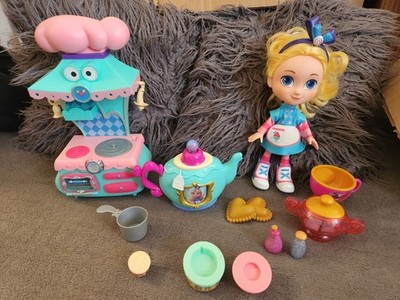 Disney Junior Alice s Wonderland Bakery & Ultimate Oven & magische Teekanne, lesen