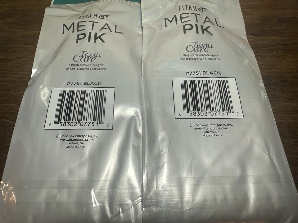 Peine elevador de cabello Titan Metal Pick Premium Collection negro 7751 X2 Foto 4 de 4