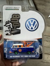 Greenlight CHASE 1:64 1969 Volkswagen Type 2 Double Cab Pickup Gulf OIL green Ma