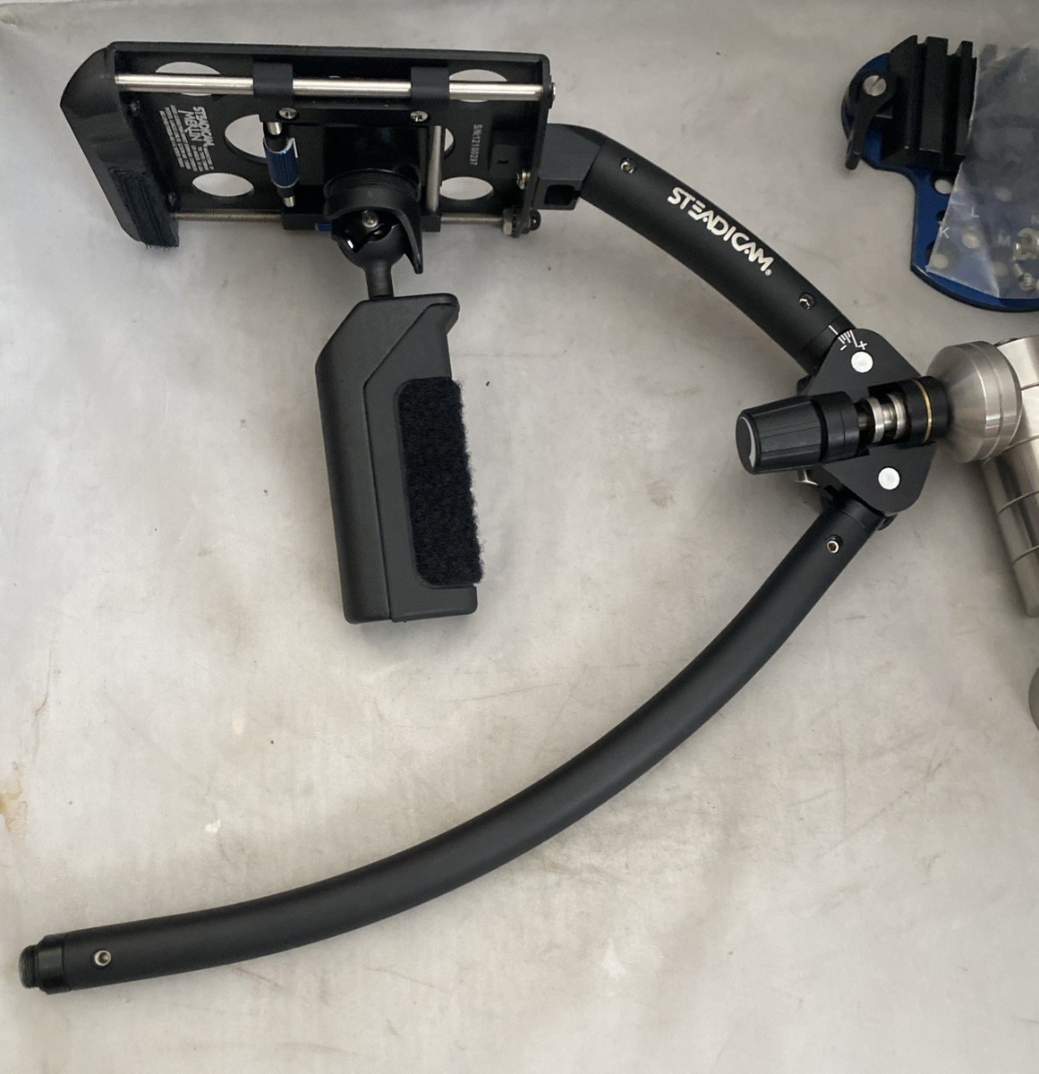Steadicam Merlin Handheld Stabilizer with original case and